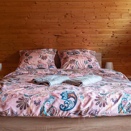 度假居 Nad Stawami Z Jacuzzi I Sauna 3 Woliborz